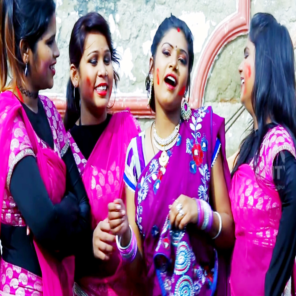 Mor Choli Saiya Laptop Se Khole (Holi Song)