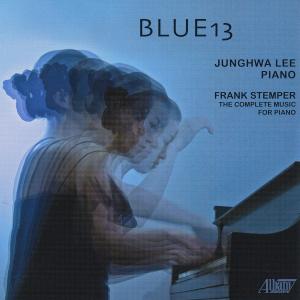 收聽Junghwa Lee的Six Short Piano Pieces: II. …A Thousand Years歌詞歌曲