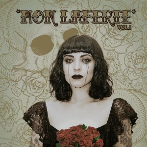 ดาวน์โหลดและฟังเพลง Tu Falta De Querer พร้อมเนื้อเพลงจาก Mon Laferte