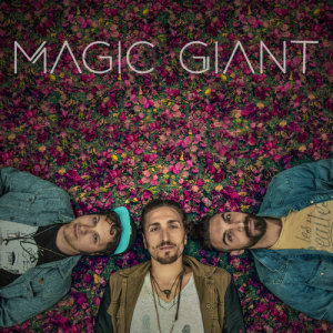 ดาวน์โหลดและฟังเพลง Set On Fire (Cloudchord Remix) พร้อมเนื้อเพลงจาก Magic Giant