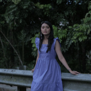 ดาวน์โหลดและฟังเพลง Rindu Nan Taragak พร้อมเนื้อเพลงจาก Ovhi Firsty