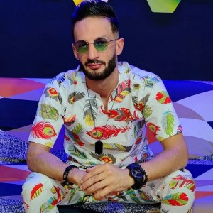 Listen to فوضى وي song with lyrics from DJ Moulay
