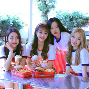 이달의 소녀 yyxy ดาวน์โหลดและฟังเพลงฮิตจาก 이달의 소녀 yyxy