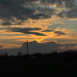 收聽TheOneBoys-9的Alors On Dance (Antonii Remix)歌詞歌曲