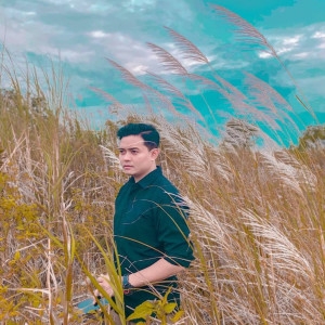 Listen to Hadirmu Bagai Mimpi song with lyrics from Andi Kdi
