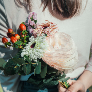 Album May flowers oleh LIU KOI
