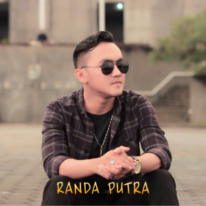Dengarkan Cinto Indakkan Salah lagu dari randa putra dengan lirik