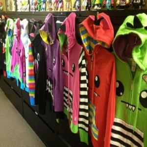 收聽minok0的2close (feat. trustt) (Explicit)歌詞歌曲