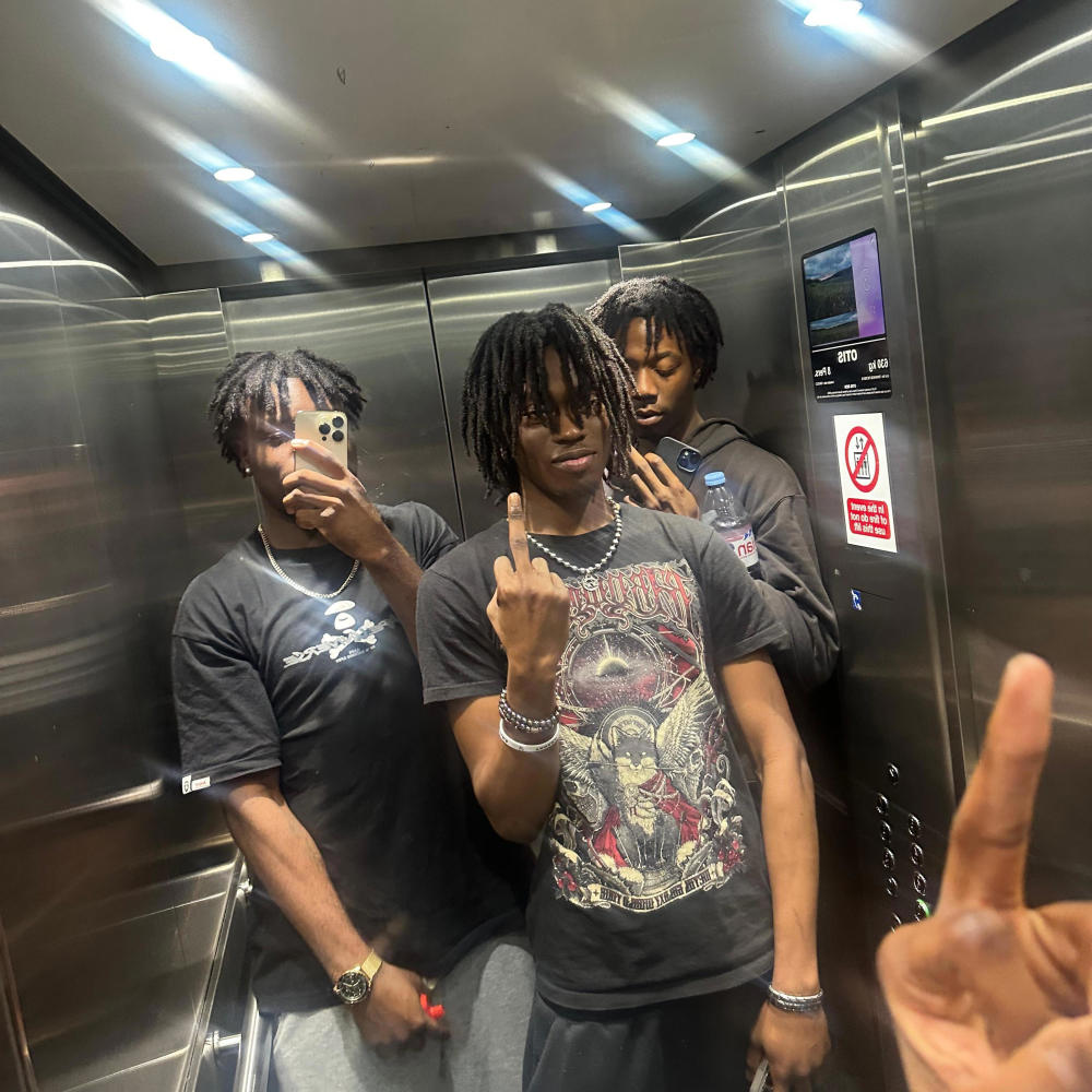 Smoke with us (Explicit)
