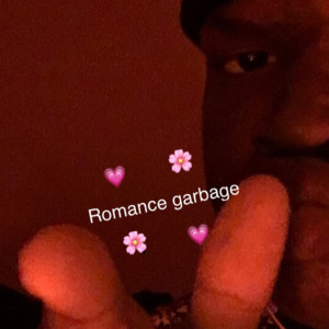 ดาวน์โหลดและฟังเพลง Romance Garbage พร้อมเนื้อเพลงจาก fatboibari