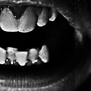 Dengarkan lagu I Don't Fucking Care (Explicit) nyanyian Corvax dengan lirik