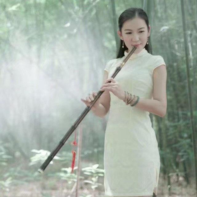 纪绮昭