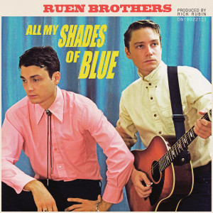 ดาวน์โหลดและฟังเพลง Summer Sun พร้อมเนื้อเพลงจาก Ruen Brothers