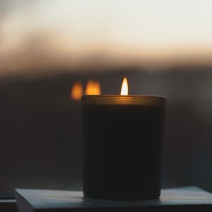 Dengarkan lagu 523Hz Frequency nyanyian Zenza Healing dengan lirik