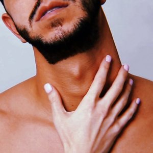 收聽SoMo的Neck歌詞歌曲