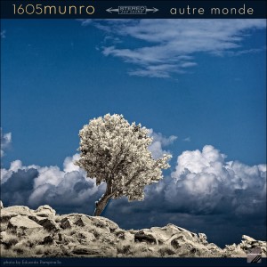 ดาวน์โหลดและฟังเพลง Pen พร้อมเนื้อเพลงจาก 1605munro
