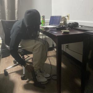 HollowtipHero的專輯societal beauty (feat. lolaugi) [Explicit]