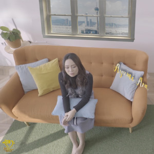 收聽Ayumi Ara的Aku Semakin Terluka (Cinta Aku Menyerah)歌詞歌曲