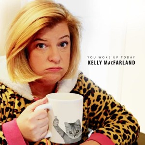 ดาวน์โหลดและฟังเพลง Chipmunks พร้อมเนื้อเพลงจาก Kelly MacFarland