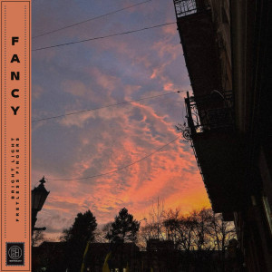 ดาวน์โหลดและฟังเพลง Fancy พร้อมเนื้อเพลงจาก Bright Light