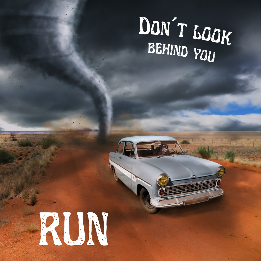 Don´T Look Behind You - Run