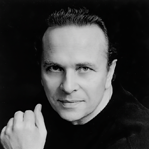 Mark Elder ดาวน์โหลดและฟังเพลงฮิตจาก Mark Elder