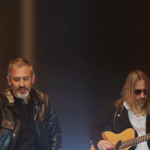 Listen to Naš Svijet song with lyrics from Emir Hot