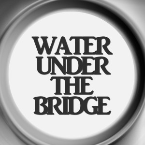收聽Masen Lea的Water Under The Bridge歌詞歌曲