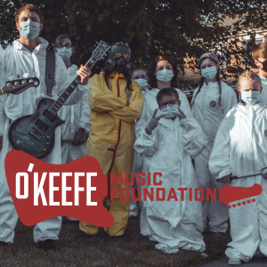 Dengarkan lagu Cry Little Sister nyanyian O'Keefe Music Foundation dengan lirik