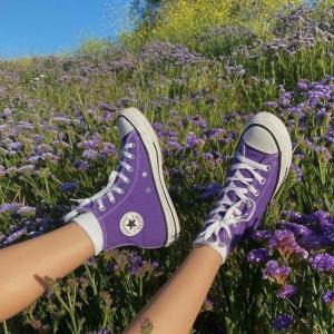 收聽BLUU!的insecure!歌詞歌曲