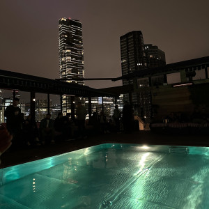 Héritier的專輯Midheaven