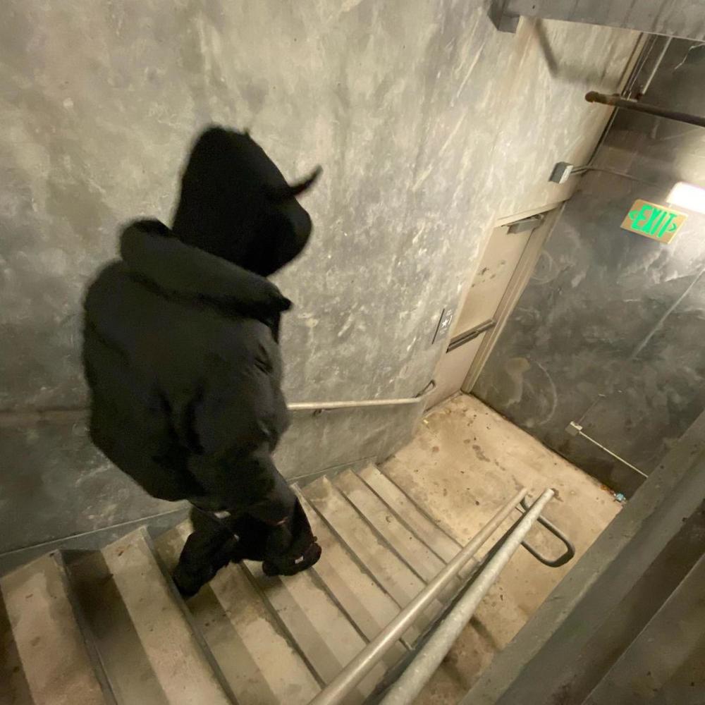 Knocked Out (feat. IbSlimey) (Explicit)