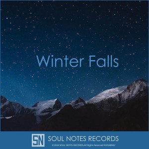 Listen to Winter Falls song with lyrics from 暴君de