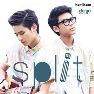 ดาวน์โหลดและฟังเพลง แค่หันมา พร้อมเนื้อเพลงจาก สปริท เดอะ เดโม