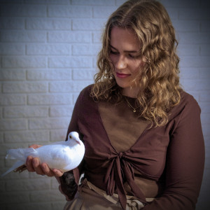 ดาวน์โหลดและฟังเพลง Battlefield พร้อมเนื้อเพลงจาก heddah