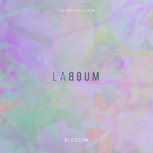 收听Laboum(라붐)的Love On You歌词歌曲