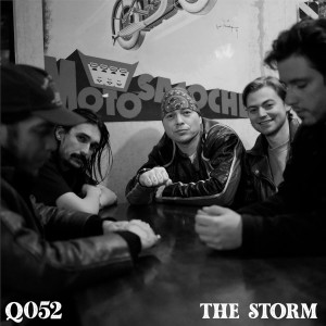 Dengarkan Truth on a Track (Explicit) lagu dari Q052 dengan lirik