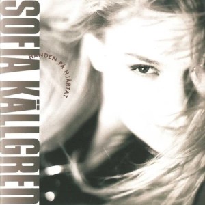 ดาวน์โหลดและฟังเพลง Someone Elses Story พร้อมเนื้อเพลงจาก Sofia Kallgren