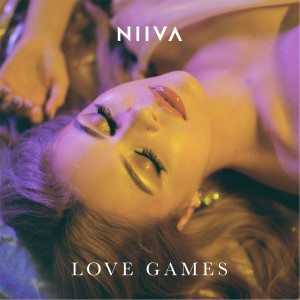 ดาวน์โหลดและฟังเพลง Love Games พร้อมเนื้อเพลงจาก NIIVA