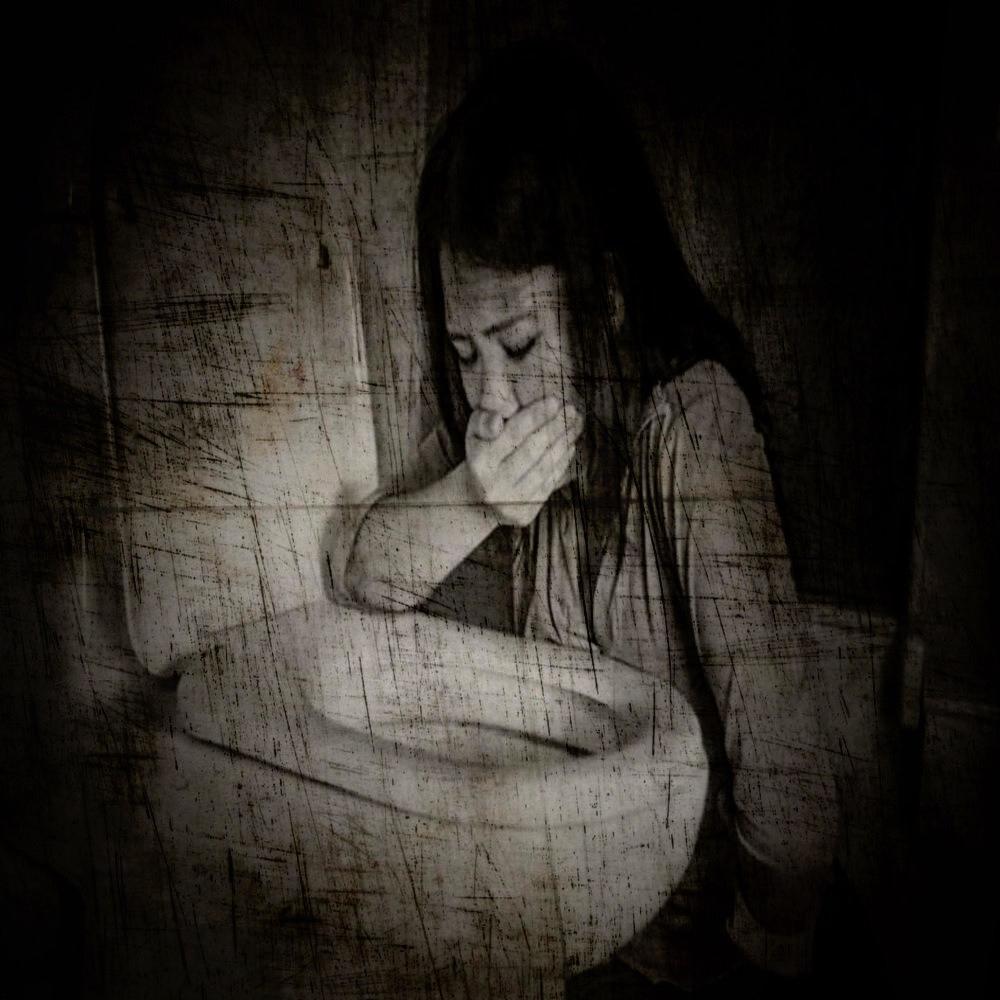 HOLDIN U WHILE U PUKE (Explicit)