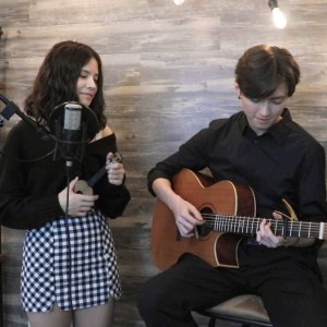 ดาวน์โหลดและฟังเพลง Afterglow พร้อมเนื้อเพลงจาก Andrew Foy