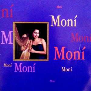 ดาวน์โหลดและฟังเพลง Gymnopedie No1 พร้อมเนื้อเพลงจาก Monica Ramos