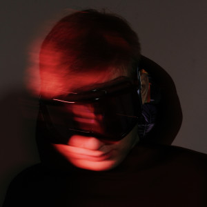 Listen to Нитро song with lyrics from Sly Wave