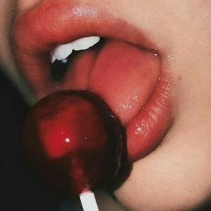 收聽Pyrrhic的Topless (Explicit)歌詞歌曲