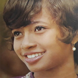 Listen to Arie Koesmiran - Ku Terkenang Selalu song with lyrics from Arie Koesmiran