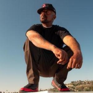 ดาวน์โหลดและฟังเพลง Lil Nigga Run (Explicit) พร้อมเนื้อเพลงจาก Sick Beav