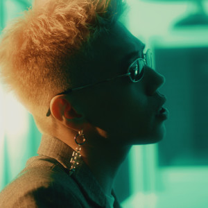 Dengarkan Jet Lag lagu dari 萨麦尔 dengan lirik