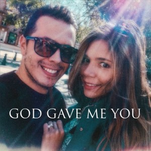 Mauricio Rivera的专辑God Gave Me You