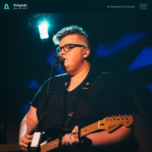 收听Michigander的Fears (Audiotree Live Version)歌词歌曲