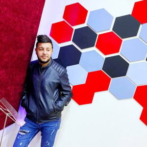 default playlist img